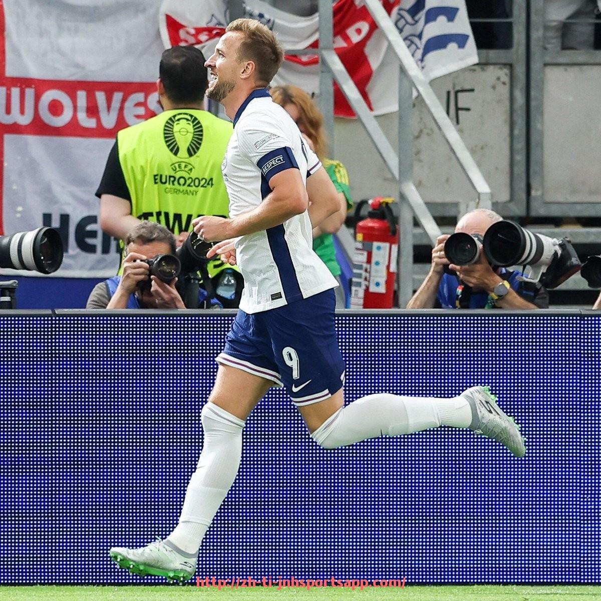 金年会app-法甲赛季最佳球场评选及设施标准分析